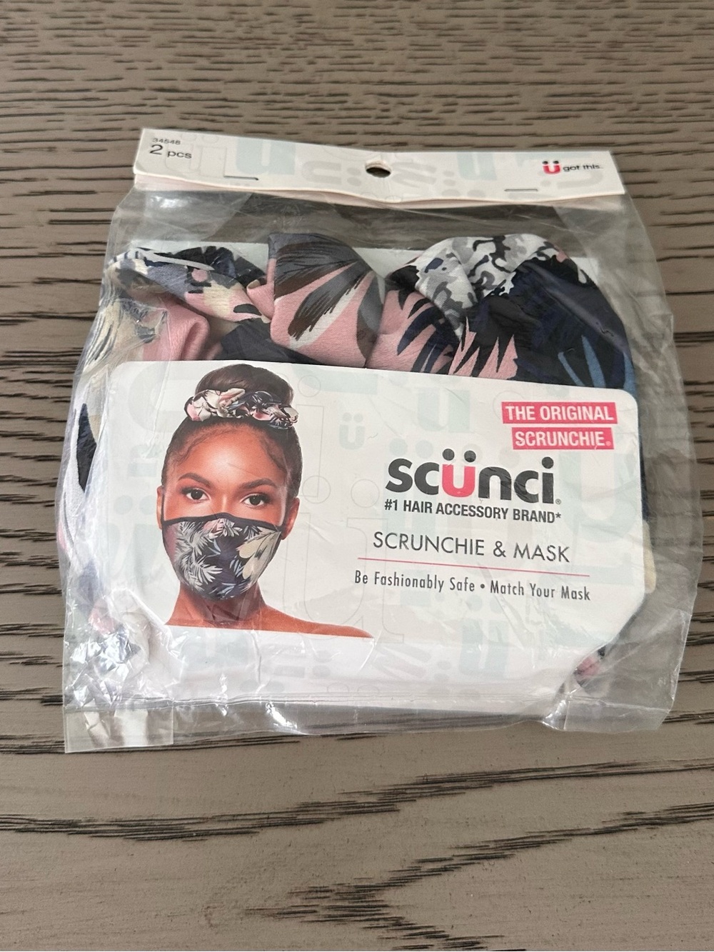 scünci Floral Scrunchie & Mask Set